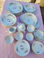 Polish Royal Kent - Rose and Floral 8-Piece Dinnerware Set