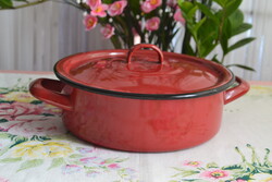 Retro piros zománcozott lábas fedővel – 22 cm, vintage konyhai edény