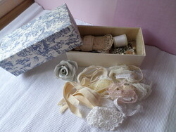 Sewing Vintage Retro Old Accessories Buttons Rhinestones Laces Porcelain Rose Chocolate Box