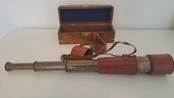 Telescopic binoculars with leather cover, in box