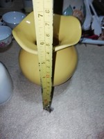 Yellow ceramic vase, 24. Auction, hundreds of items, take yours