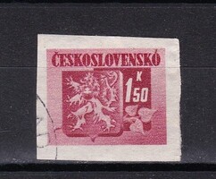 1945 Csehszlovákia 1.50k Pecsételt Vágott Bélyeg Címer