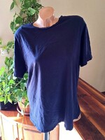 Marks & Spencer T-shirt (Size 46)