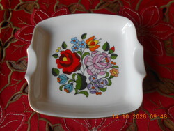 Kalocsa-style ashtray / ash holder