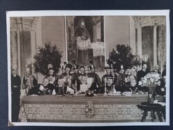 Pázmány Péter Tudományegyetem 300 éves jubileuma – ünnepi egyetemi szenátusi ülés díszmagyar viselet