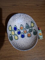 Kerámia csepp mintás kínáló, asztalközép. 21,5 cm. Hibátlan. Jelzett