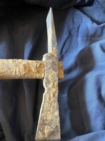 Mining Pick or similar item, unsure what it is