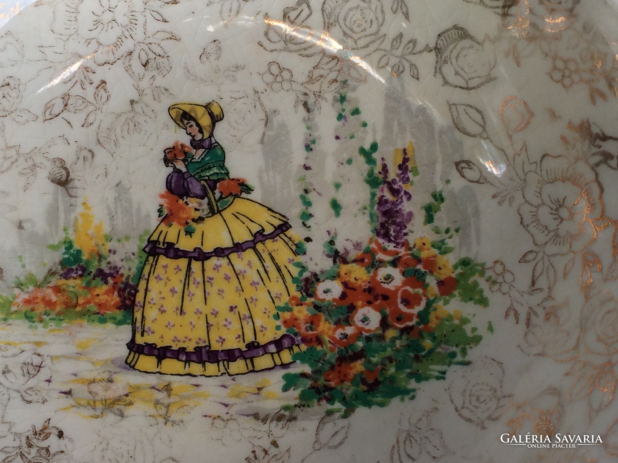 Crinoline lady English offer - Porcelains  Galeria Savaria online  marketplace - Buy or sell on a reliable, quality online platform!