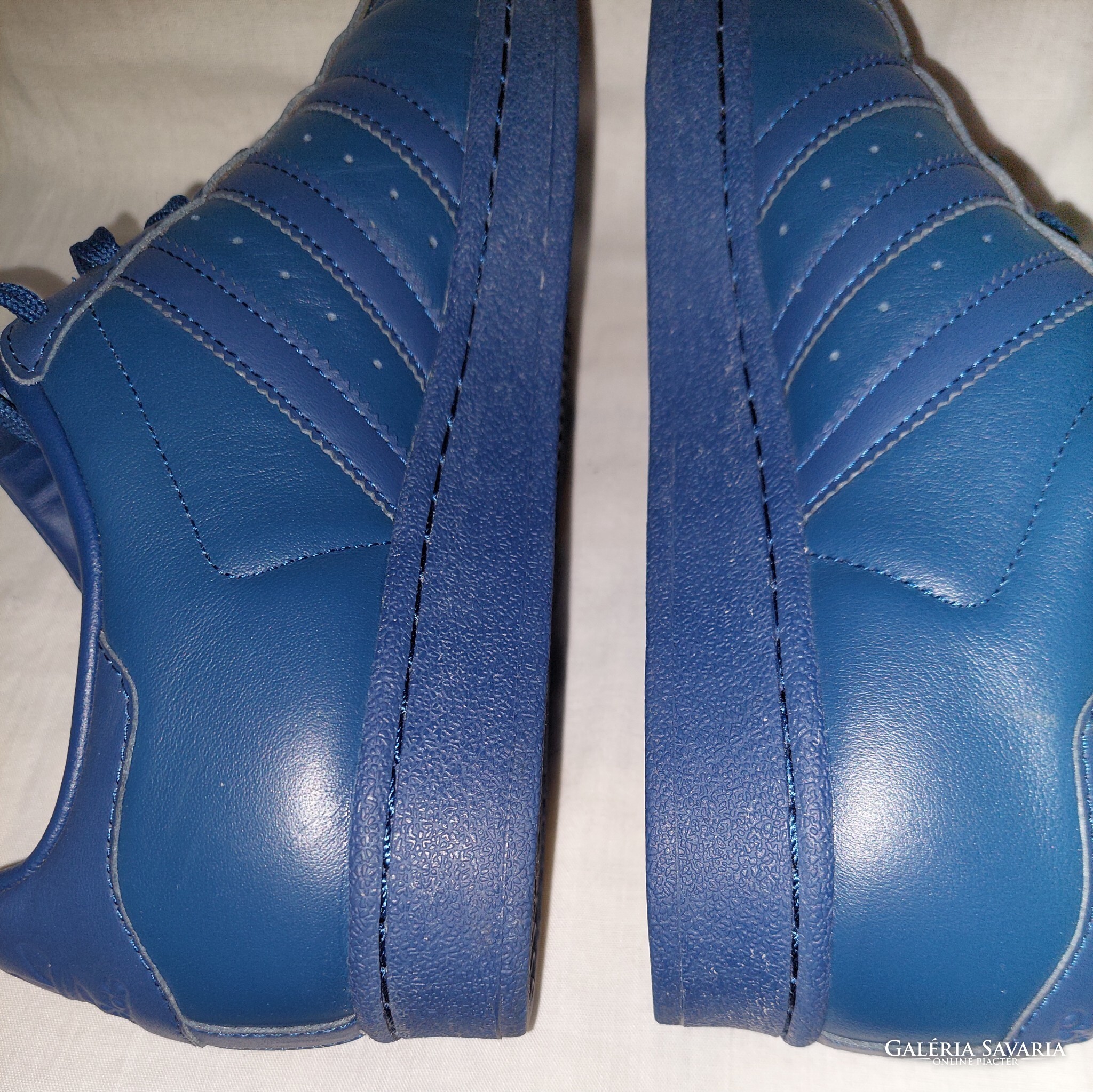 adidas gazelle silver green womens adidas Superstar Shoes White Navy GY2558