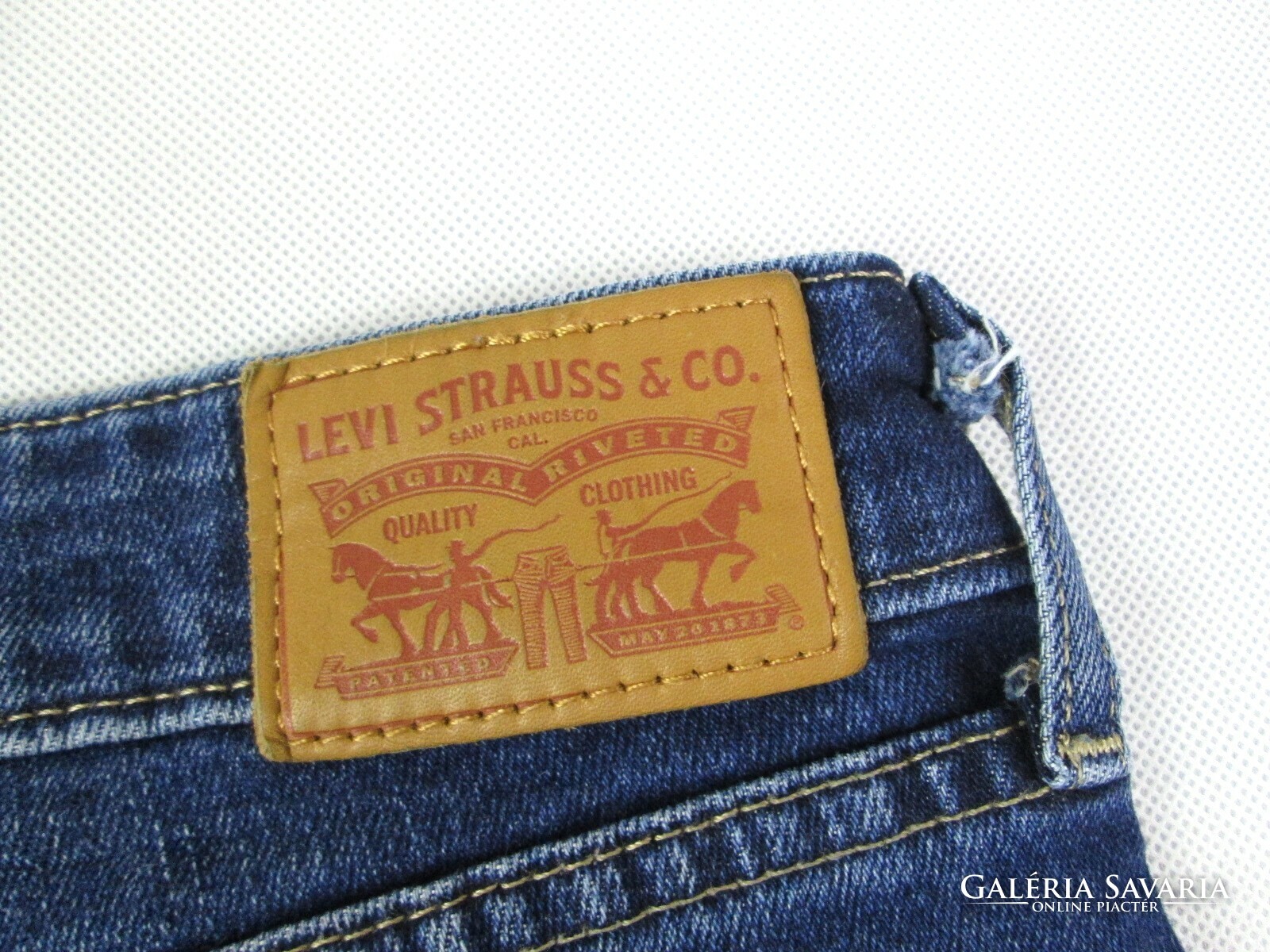 Original Levis 714 straight (w26 l30) women's jeans Wardrobe