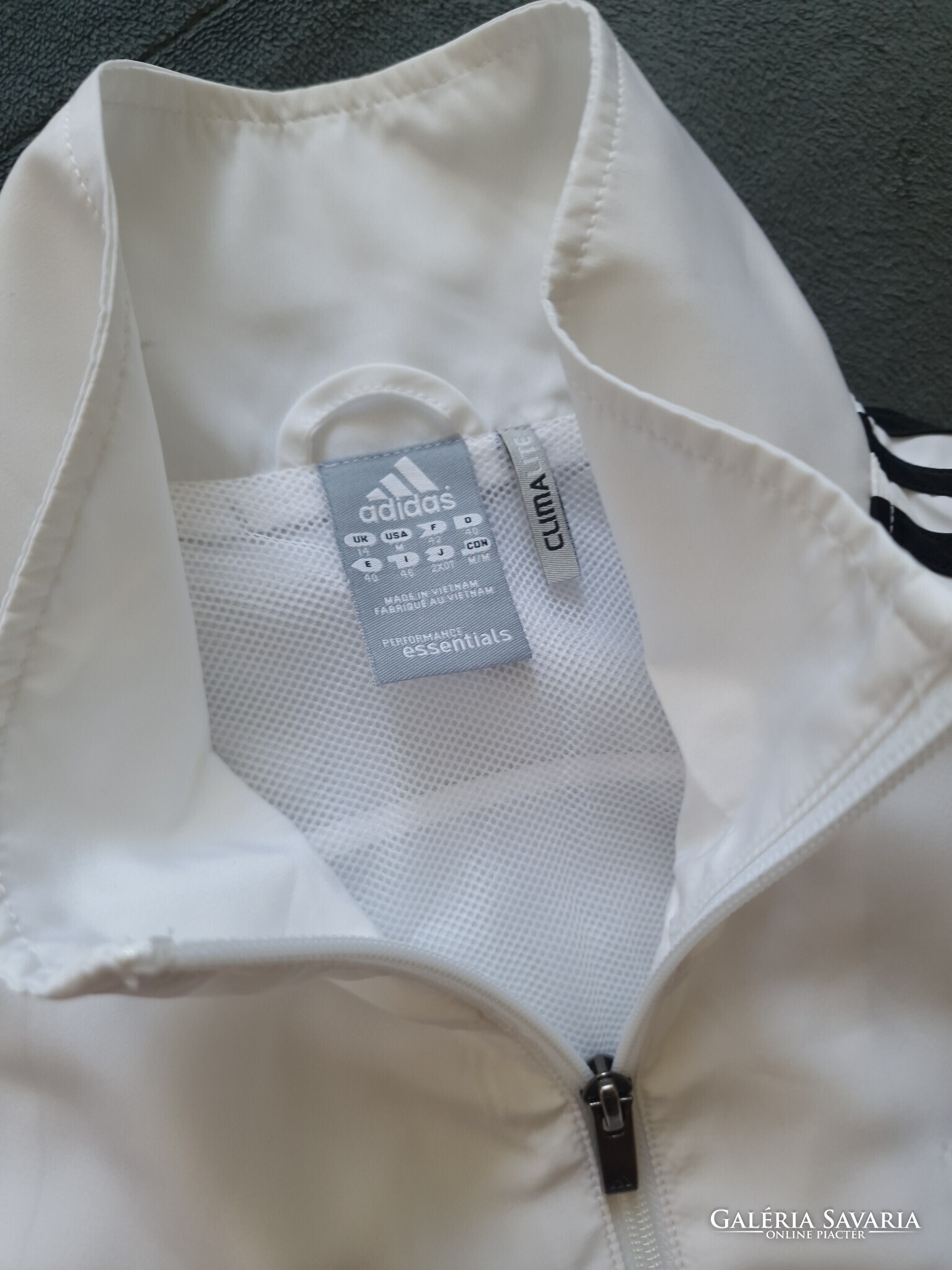 Adidas Performance Essentials Clima Lite noi melegito szett XL meret Gardrob Galeria Savaria online piacter Vasaroljon vagy hirdessen megbizhato szinvonalas feluleten