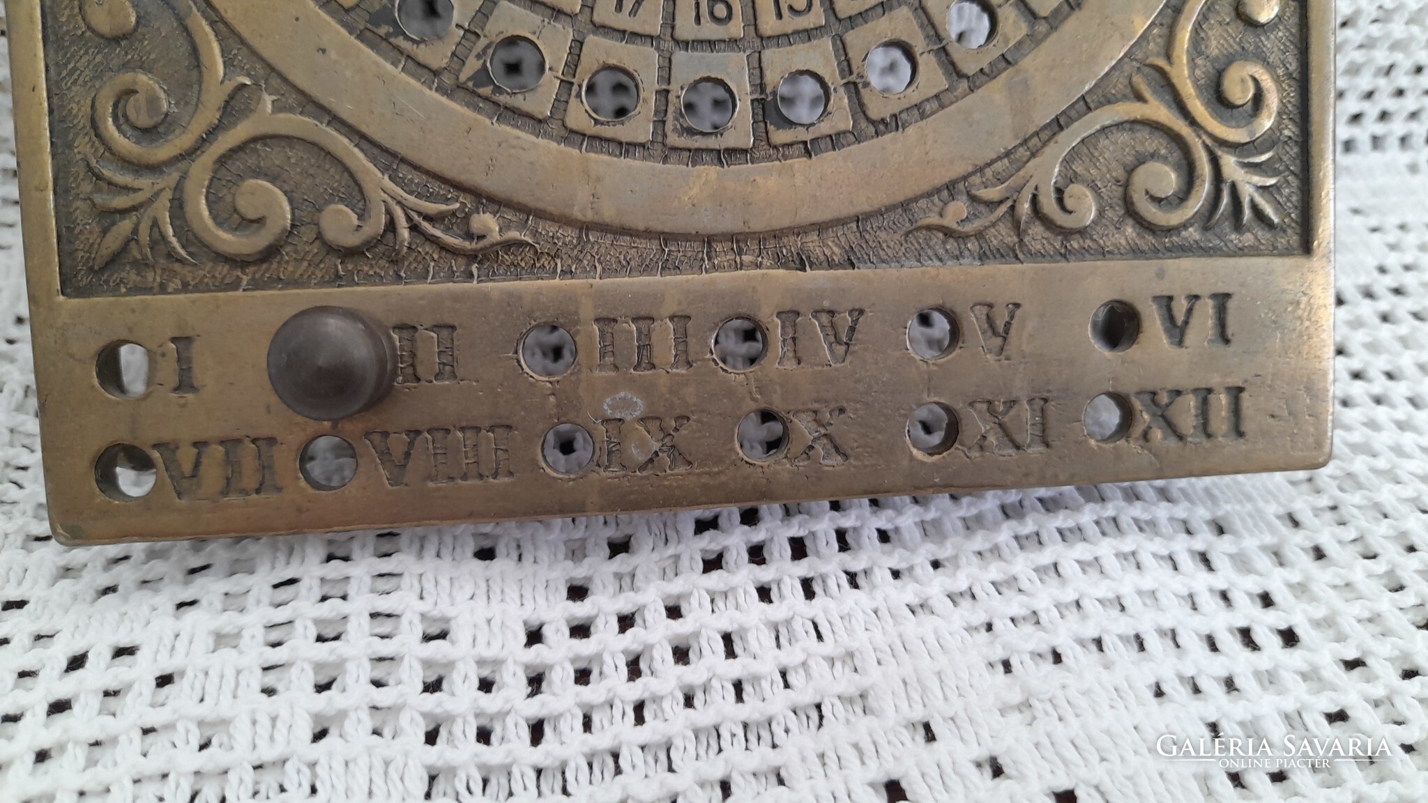 Copper calendar Metalware Galeria Savaria online marketplace