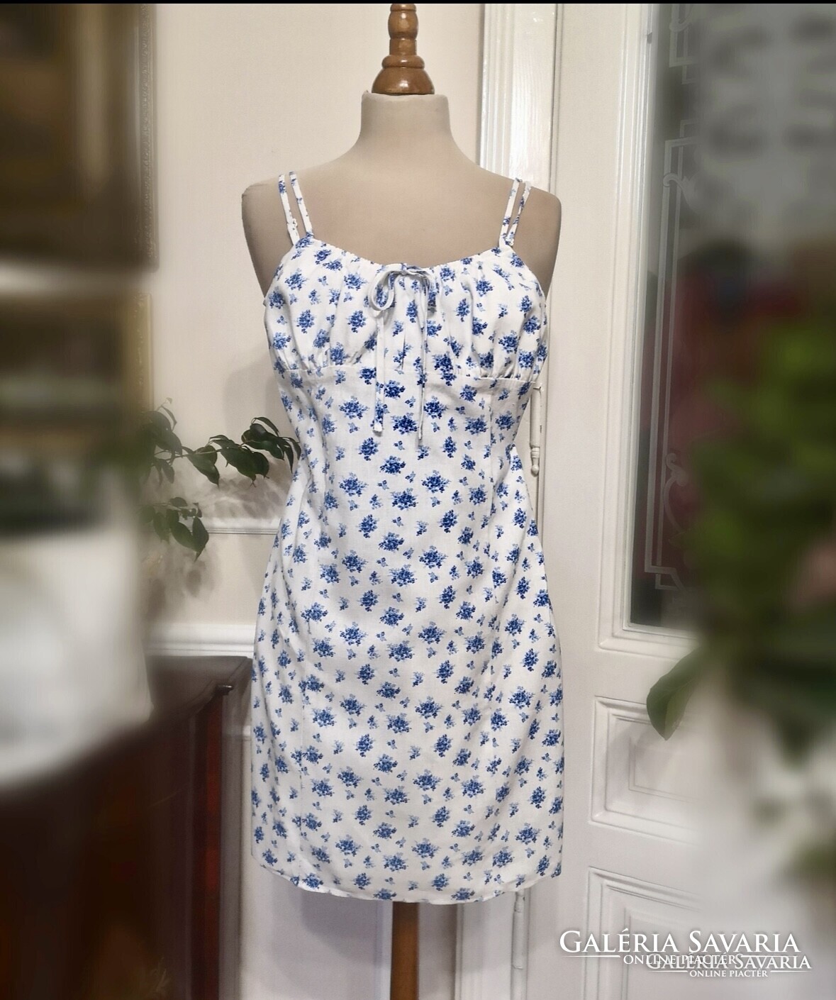 Primark size 36 blue and white 100% cotton floral dress - Wardrobe |  Galeria Savaria online marketplace - Buy or sell on a reliable, quality  online platform!