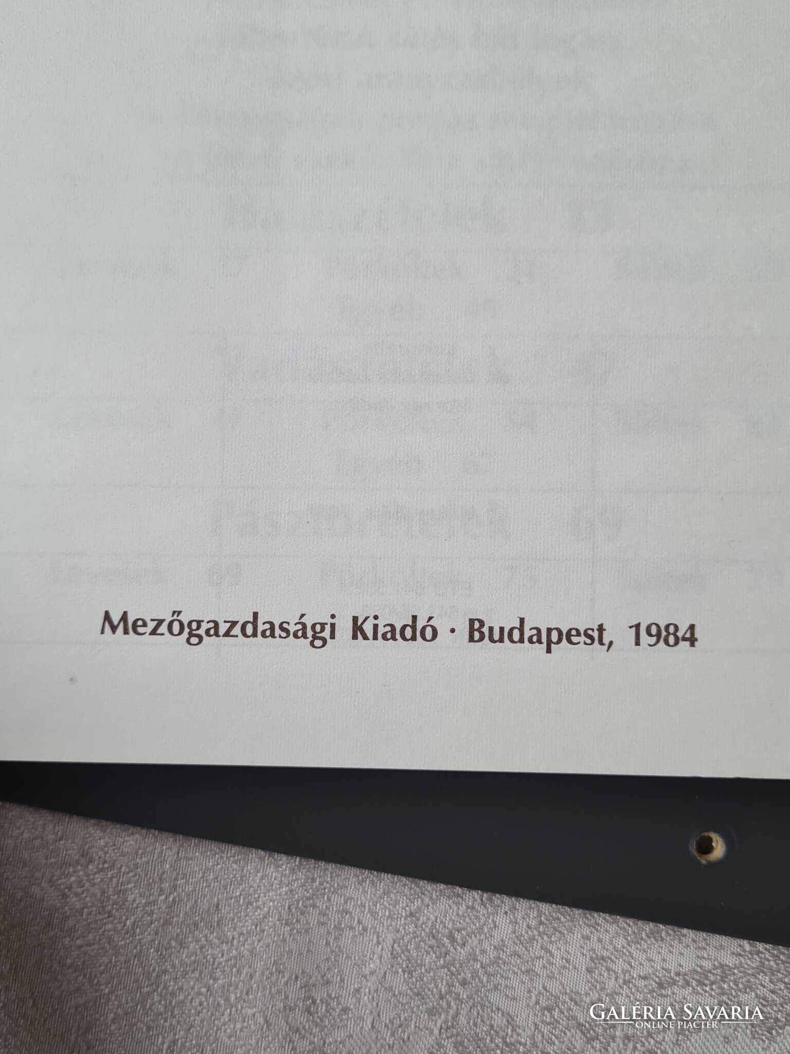 Makay Béla : Szabadtűzön (halász-vadász-pásztorételek) antikvár könyv ...