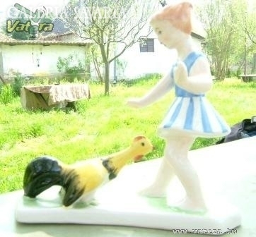 Beautiful, old ceramic with zsg signature: girl with rooster