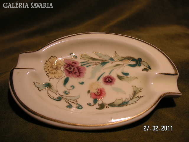 Zsolnay bowl, hand painted, beautiful piece
