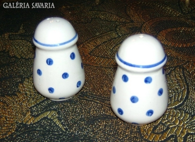 Table spice set - dotted ceramic salt and pepper s