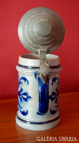 Antique tin lid beer cup/beer pitcher