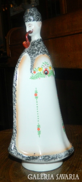Aquincum porcelain - peasant in folk dress