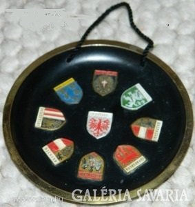Marked metal decorative wall plate with a special coat of arms