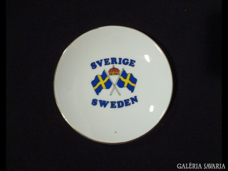 2893 C1 Régi svéd zászlós porcelán dísz tányér
