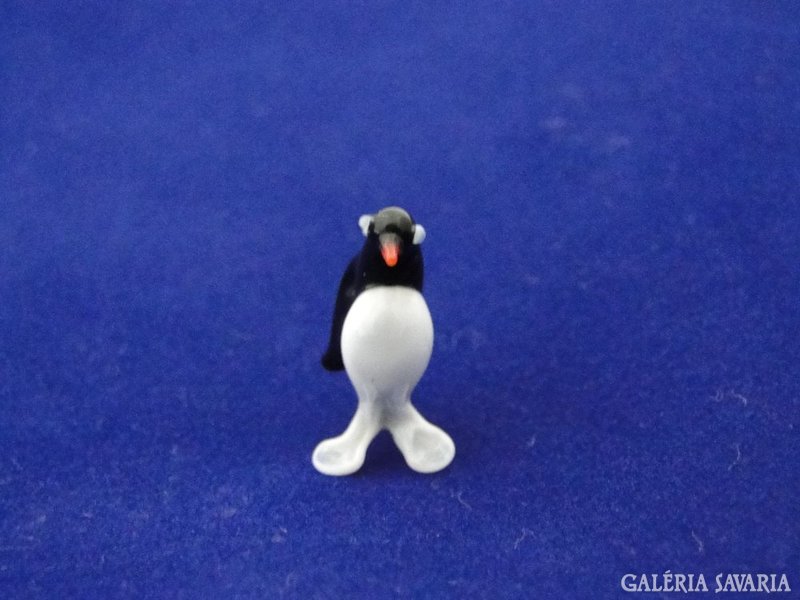 5856 Régi MURANOI fújt üveg pingvin 2,5 cm