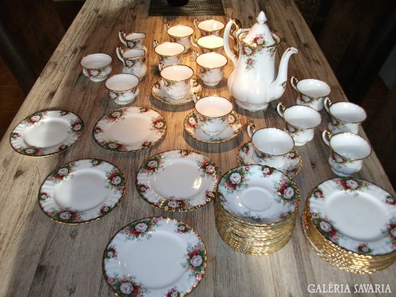 Kuriózum! 12 személyes  Royal Albert Angol teás/sütis Cerebration  szikrázó hófehér porcelán