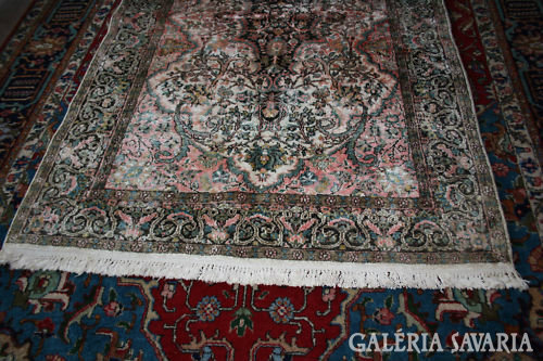Silkworm rug! Silk, 100% silk! 187Cmx118cm!