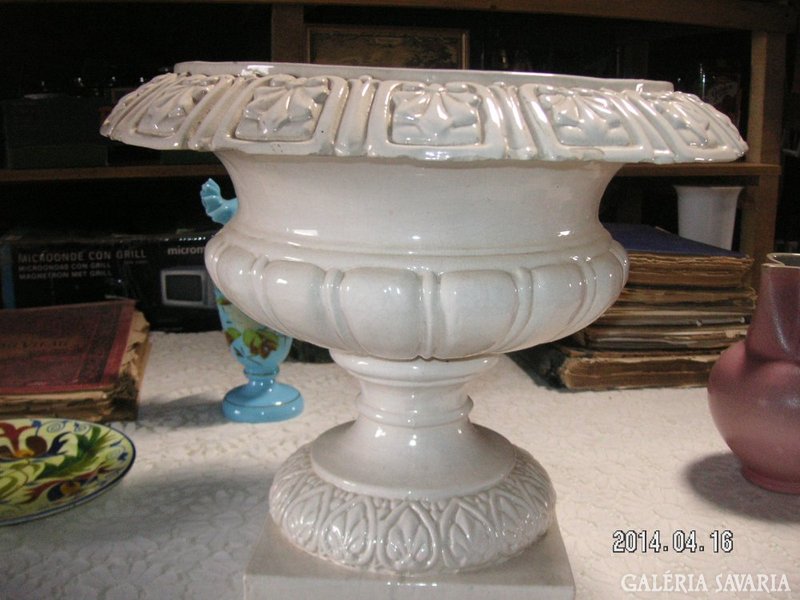 Zsolnay large porcelain bowl / not pyrogranite /