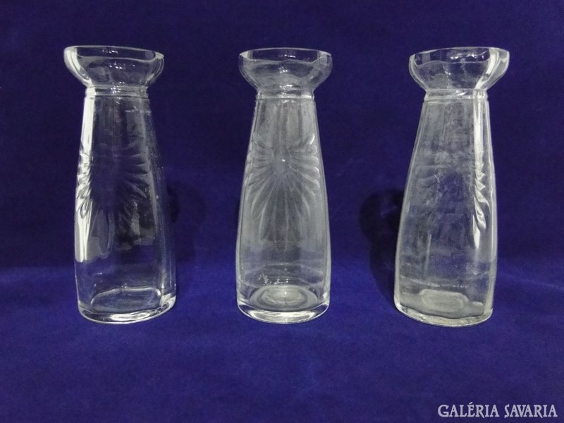 7868 Régi üveg egyszál váza ibolyaváza 3 darab