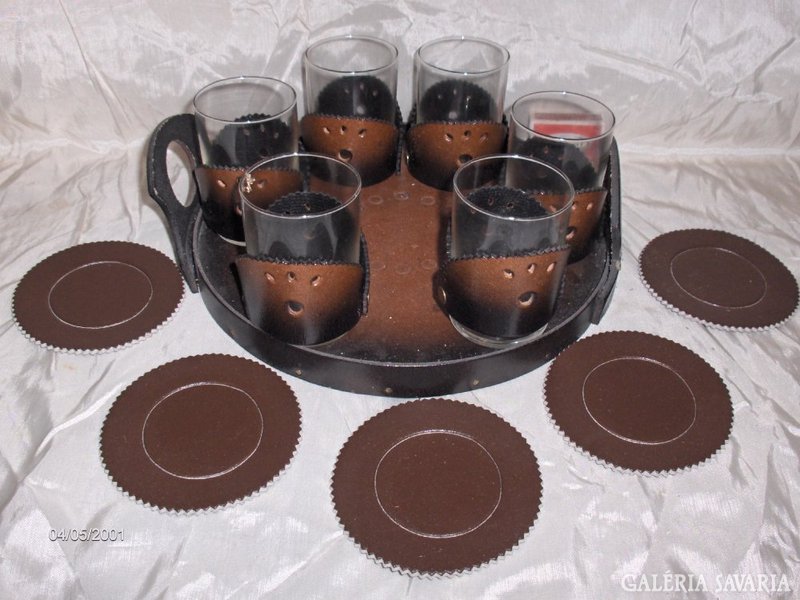 Set of glasses on a leather tray - 6 pieces