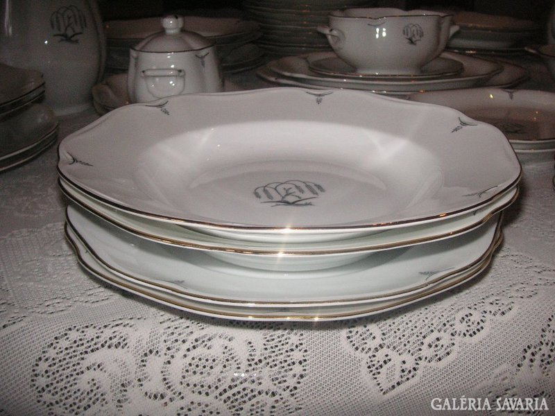 Alp. Lidköping 12-person, very elegant, high-quality Swedish porcelain tableware,