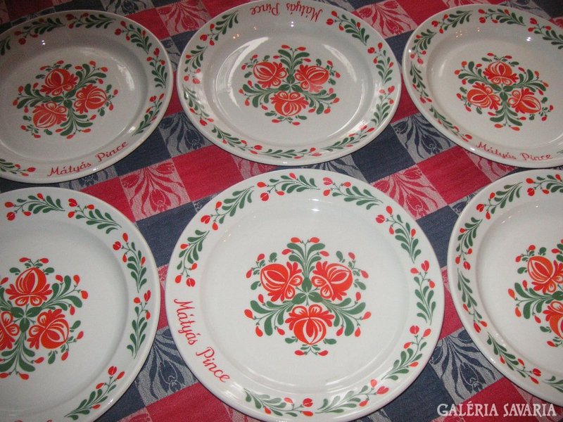 Alföld porcelain, 6 plates, from the Mátyás basement from the 70s