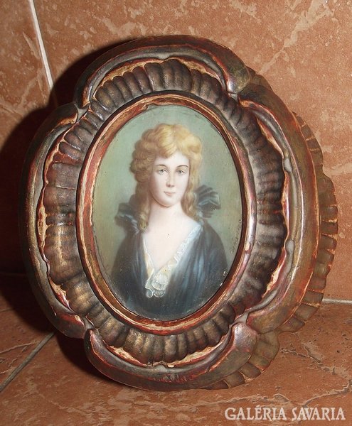 Jewelry box with miniature portrait on the lid, 19th Century