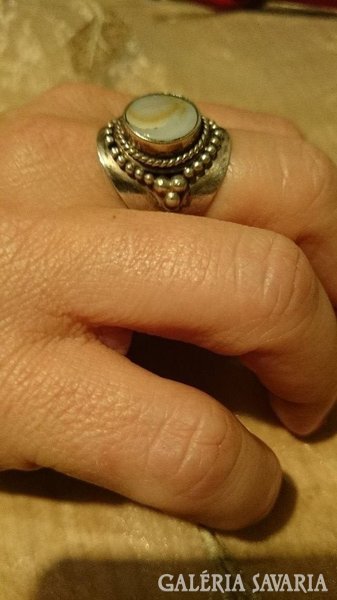 Ezüst gyűrű gyöngyház berakással 