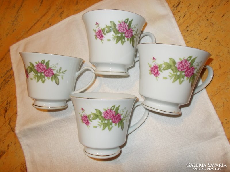 Porcelán  csészék