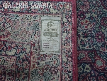 Török  /perzsa/ szőnyeg  190 x 180 méretben