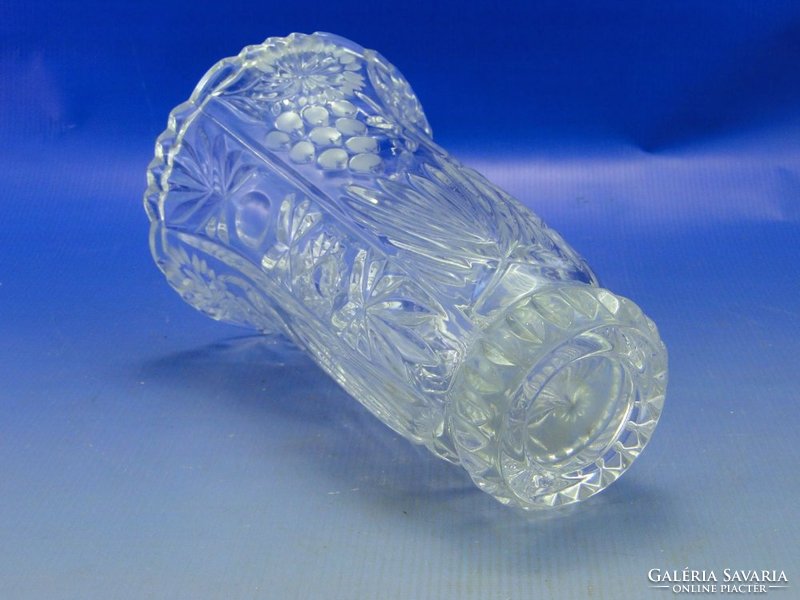 0B190 Vastagfalú díszes üveg váza