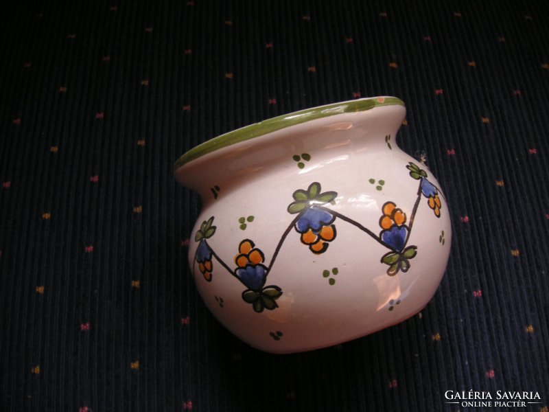 Haban patterned pot