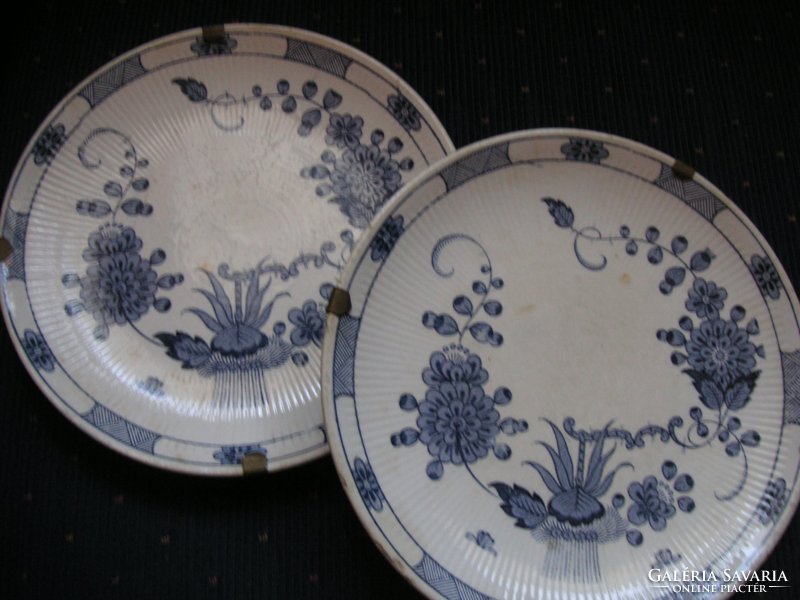Antique, villeroy & boch plates