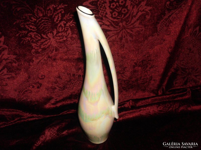 Gyönyörű lüsztermázas kerámia váza.