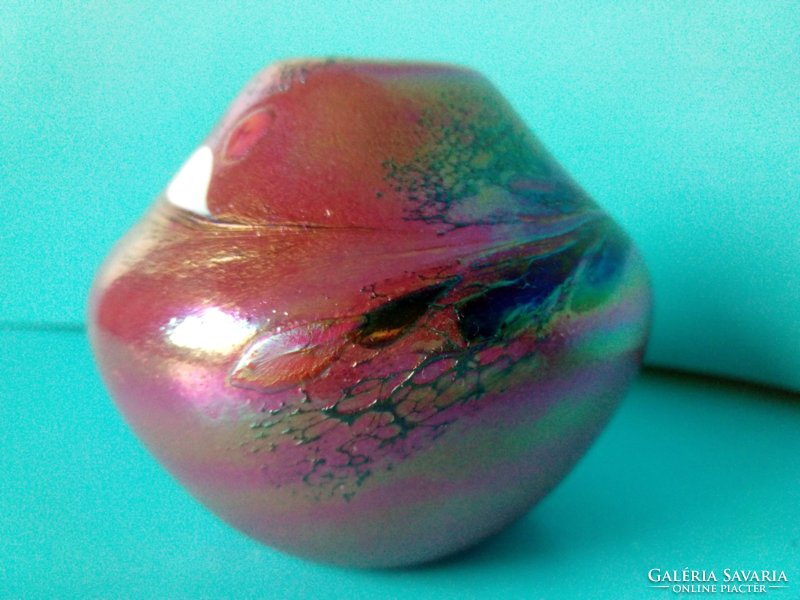 Marked iridescent glass vase by Kazimierz Trygar