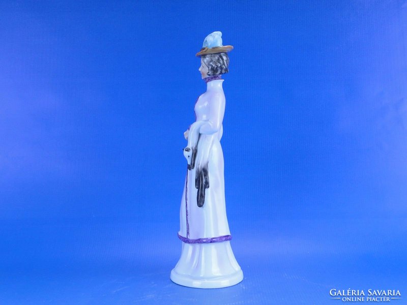 0C726 Jelzett nagyméretű porcelán nő figura