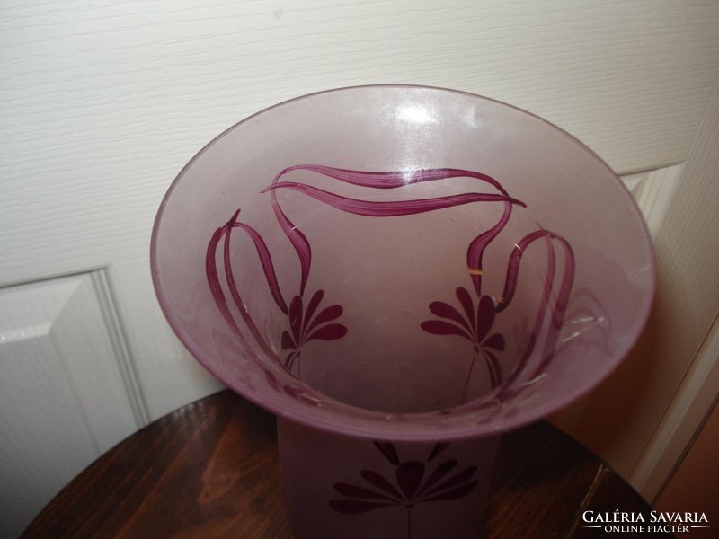 Gyönyörű szecessziós rózsaszínű üvegváza