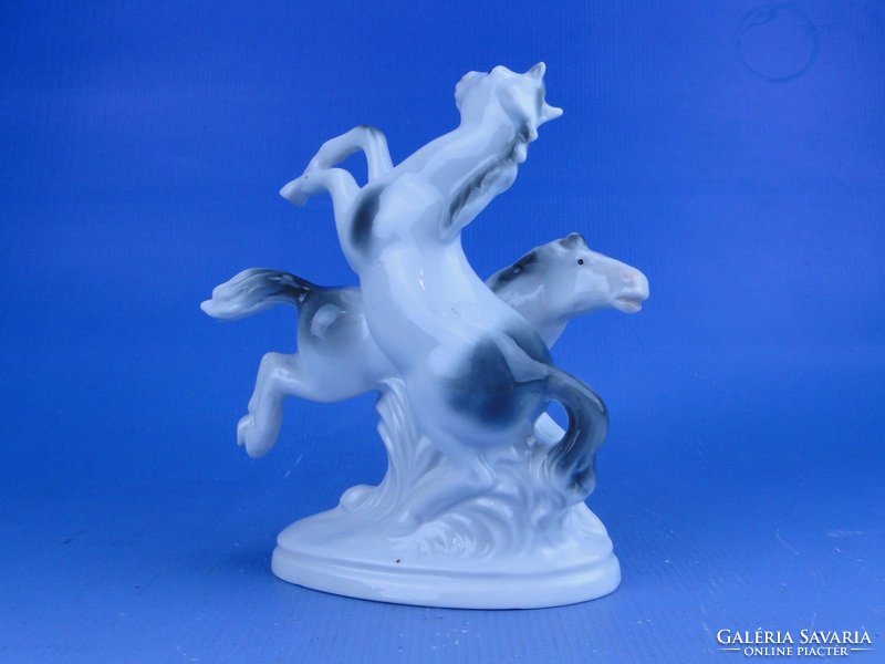 0D381 Jelzett BOCK-WALLENDORF porcelán ló szobor