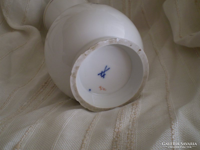 Meisseni porcelán : váza / sérült /