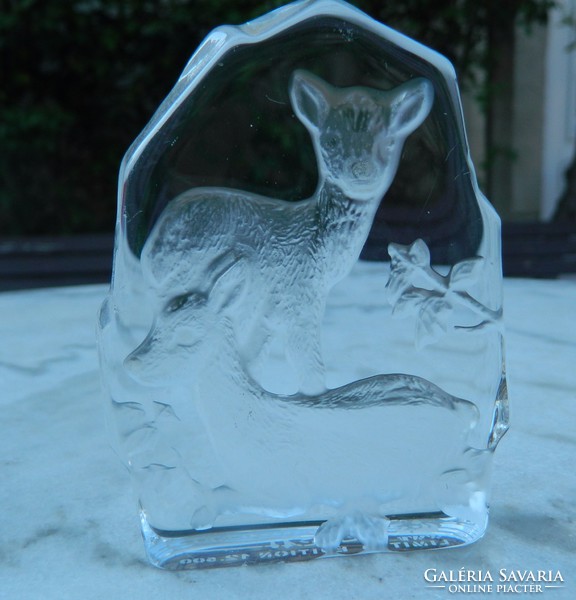 Deer in crystal block - limited edition Swedish crystal