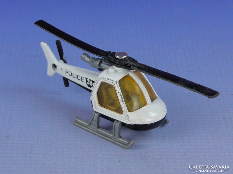 0F705 Régi matchbox POLICE helikopter 1982