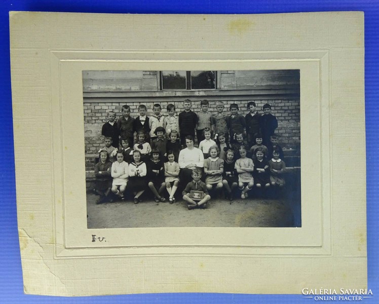 0G026 Antik iskolai osztálykép fotográfia