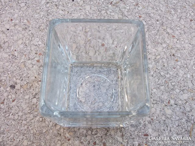 Üveg kaspó-Üvegtégely-váza zöld csigával